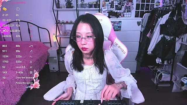 Chat XXX Live ashleywowmeow
