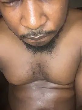 nnnbvv – Naživo XXX chat