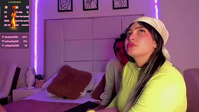 XXX chat uživo modela Agatha_Atenea11