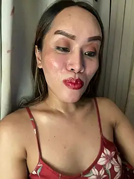 Chat +18 de RomanticPearlTS ao vivo