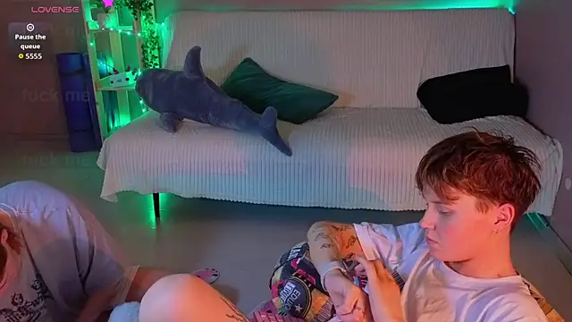 Živý XXX chat two_gerls_here