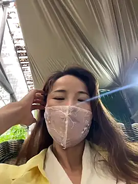 kiss_loo Chat XXX live