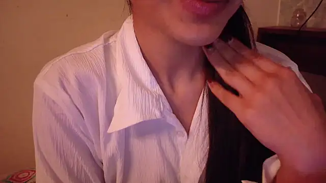 MidnightFlame Adlı Modelin Canlı XXX Sohbeti