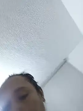 eliclasss – Naživo XXX chat