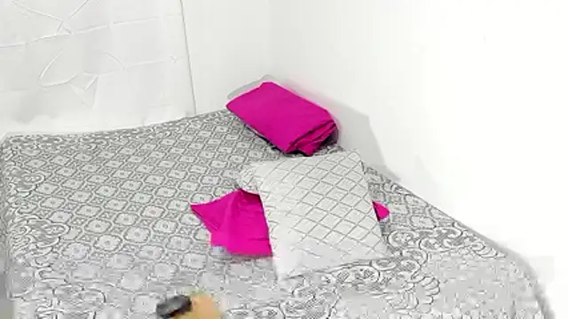 Ashley_Alexa Adlı Modelin Canlı XXX Sohbeti