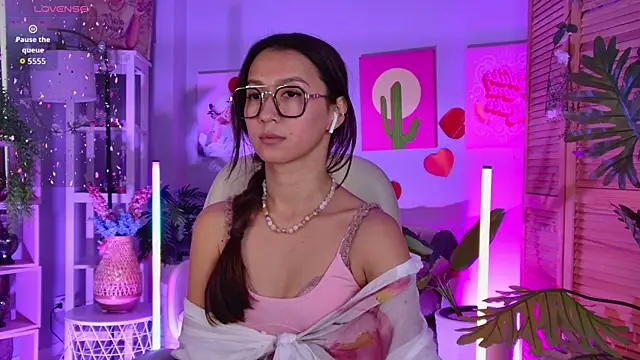 LanaBaker Chat XXX in diretta