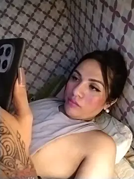 Chatroom XXX en direct de Yourbabyshane