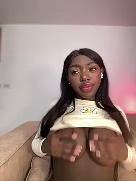 Chat XXX en directo de alissradiante1