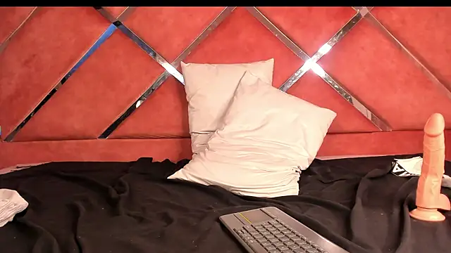 RodrigoColby2 – Naživo XXX chat