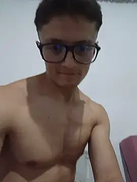 Davitfitnosuke – Live XXX-chat