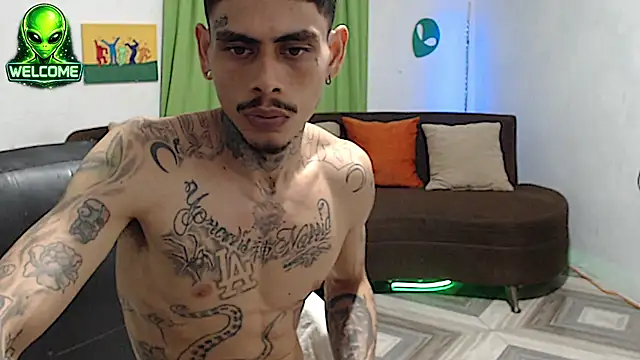 alpha_zom Live XXX-Chat