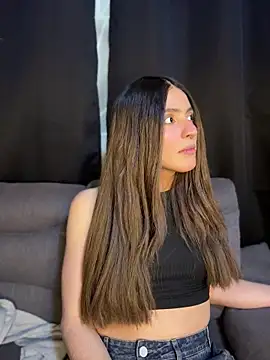 Lottus_fire Adlı Modelin Canlı XXX Sohbeti