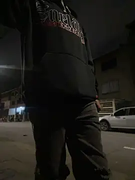 AlphaMasterXxxn Live XXX chat
