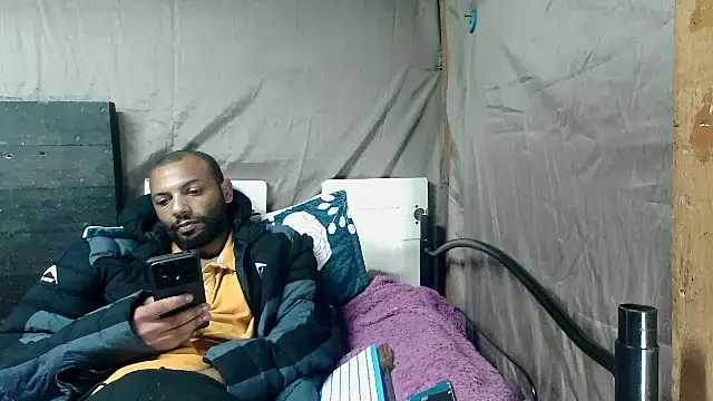 Chat XXX en directo de Camodick