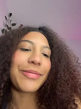 دردشة Daphnne_Curly الجنسية المباشرة