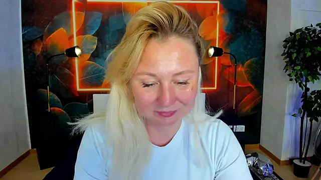 scent__of_woman's Live XXX Chat