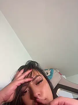 Melii_1 – Naživo XXX chat