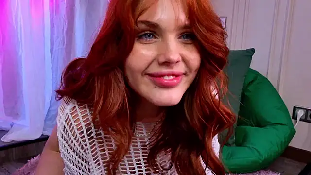 AliceOfWonders' Live XXX Chat