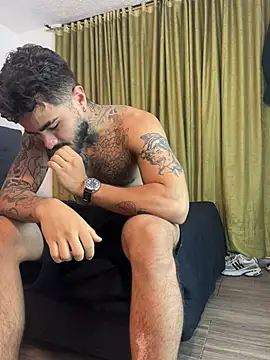 دردشة Benjii_Carter1 الجنسية المباشرة