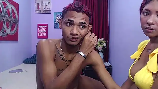 Chatroom XXX en direct de black_twinks