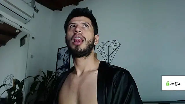 Chat XXX en directo de Colby_brown03