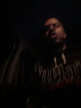 AlphaMasterXxx 라이브 XXX 채팅