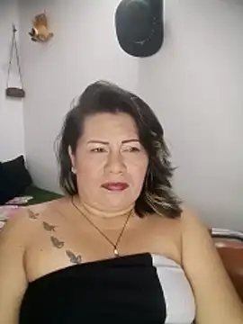 Онлайн чат XXX angi_daw
