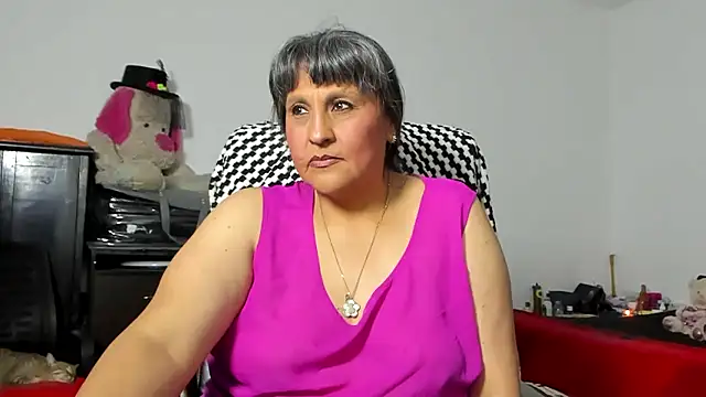 Chat XXX en directo de merlyna_goldens