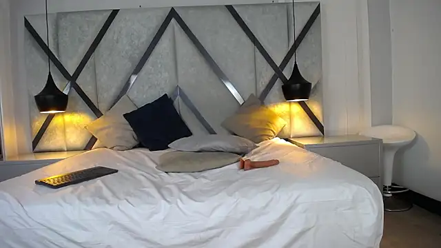 Chat XXX Live Lucie_Red