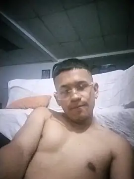 Chatroom XXX en direct de Paaisa___ColHot