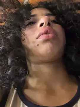 Miily_0's Live XXX Chat