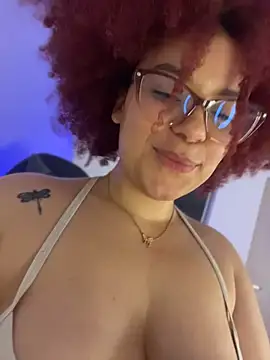 Leyah__'s Live XXX Chat