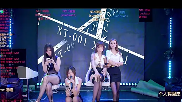 Xt-001 live XXX chat