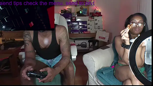FreakyRu – Naživo XXX chat