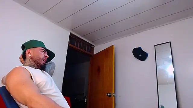tommyblessd1's Live XXX Chat