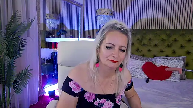 XXX chat uživo modela LadyTouch