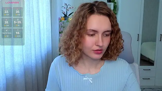 Emily_lune live XXX chat