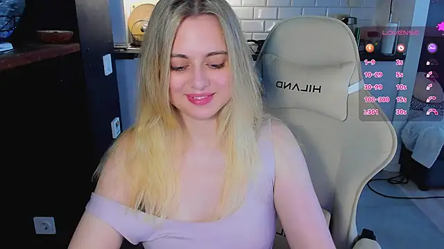 blonde_kellyy 라이브 XXX 채팅
