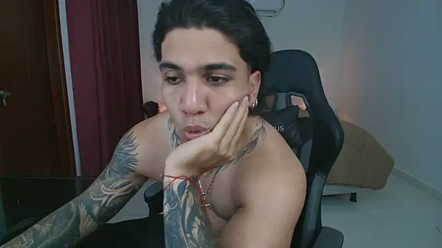 XXX chat uživo modela Mrbig_maximo