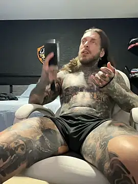 ThomasHells live XXX chat