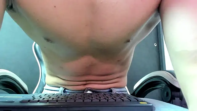 eren_jeager Chat XXX in diretta