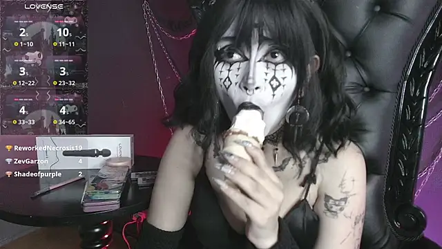 Navier__ – Naživo XXX chat