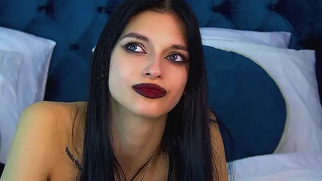 BeverlyMost's Live XXX Chat