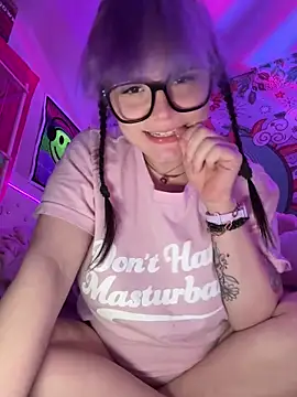 Cutiepiespanks Adlı Modelin Canlı XXX Sohbeti