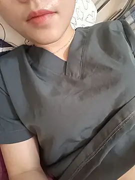 צ'אט XXX בשידור חי של crazy_forsex99
