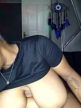 Czat XXX na żywo – CocoBootyyy