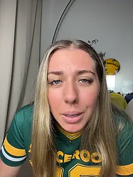 Aussielulu Live XXX Chat