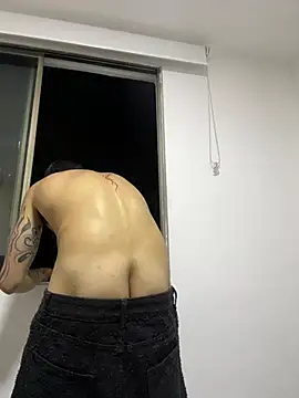 Czat XXX na żywo – NikoStone_