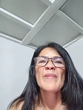Czat XXX na żywo – ImYourWoman_55