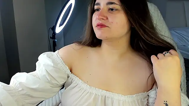 Ayleen_Gece – Naživo XXX chat